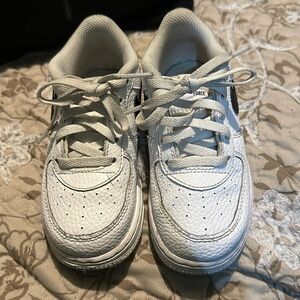 Nike Force 1 toddler shoes